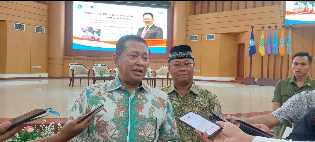 Luncurkan Buku di UT, Ini Pesan Bamsoet Soal IKN