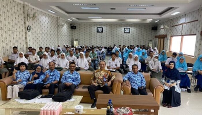 Fakultas Isipol & Saintek UMA Gelar Pelatihan Jurnalistik Serta Pembuatan Yogurt