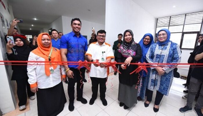 USU Dan 13 Mitra Resmikan Studio Internasional PPAr FT