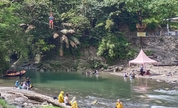 Serunya Berwisata Alam Di Desa Bartong