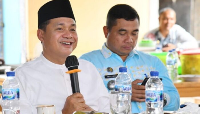 Sahuti Petani, Bupati Zahir Beri Solusi Soal Pupuk Subsidi