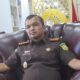 Kajari Aceh Singkil Munandar SH MH saat diwawancarai Waspada.id.
