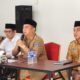 Bupati Labuhanbatu dr. H. Erik Adtrada Ritonga membuka secara zoom kegiatan ujian praktik salat fardu dan jenajah di rumdis Bupati. (Waspada/Ist)