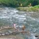 Lokasi objek wisata alam Bartong yang merupakan titik pertemuan aliran dua sungai di Dusun III Desa Bartong Kec.Sipispis Kab.Sergai, Selasa (13/3) kemarin. (Waspada/Edi Saputra)