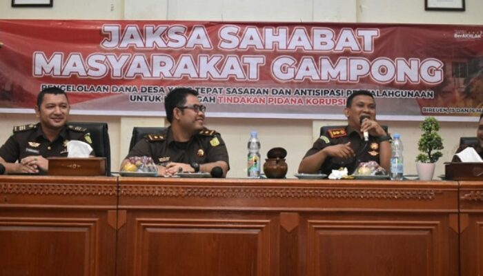 Kajari Bireuen Minta Perangkat Desa Konsultasi Bila Ada Masalah