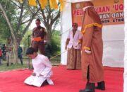 Tiga Pezina Dicambuk 300 Kali