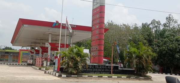 SPBU Alur Bemban, Kec Karang Baru, Kabupaten Aceh Tamiang. Waspada/Yusri