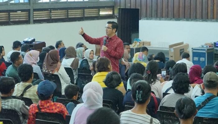 Bane Raja Manalu Sosialisasi Penguatan Merek Kepada 1.000 Pelaku UMKM Di P.Siantar