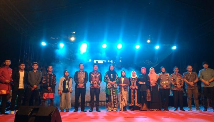 Expo Rameune Ditutup, Ribuan Masyarakat Padati Alun-alun 