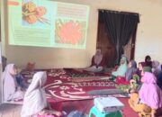 Dosen UM-Tapsel Latih Warga Sitaratoit Olah Kecombrang