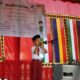 SEORANG Murid SD peserta Lomba Azan Milad ke-20 Dayah Hidayatullah, Kota Subulussalam. (Waspada/Ist)