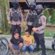 Tim PRC Dit Samapta Polda Sumut menangkap dua tersangka pelaku pencurian sepeda motor, Kamis (2/3). Waspada/Ist