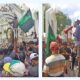 DEMO: Massa berunjukrasa di depan pintu gerbang kantor Gubsu di Jl. Diponegoro Medan, Kamis (30/3), meminta Gubsu menuntaskan permasalahan pembangunan lahan sport center di Desa Sena. Waspada/Ist