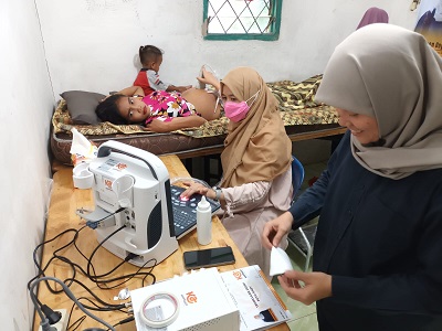 PEMERIKSAAN USG kehamilan. Waspada/Ist