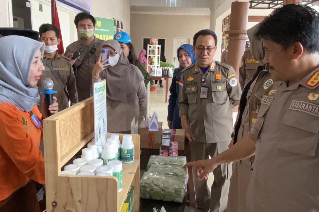 Kepala Badan Karantina Pertanian (Kabarantan) Bambang kunjungi Sumatera Utara melanjutkan roadshow patroli karantina lalu lintas komoditas pertanian Ramadan dan Jelang Idul Fitri 1444 H, guna memastikan tidak ada hambatan pada lalulintas barang bahan pokok dan kebutuhan pangan baik dari impor maupun lalulintas antar pulau.