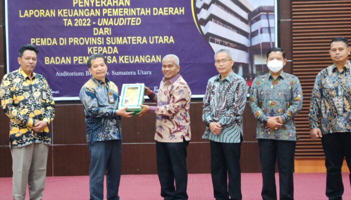 Pemkab Palas Serahkan LKPD Tahun 2022 Tepat Waktu