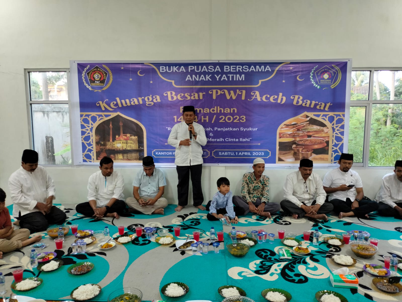 PWI Aceh Barat Santuni Yatim Dan Bukber PWI Aceh Barat Santuni Yatim Dan Bukber