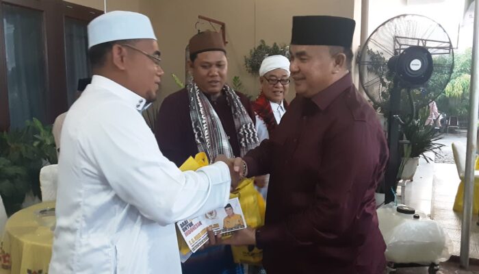 Anggota DPR RI Buka Puasa Bersama Ulama Agara