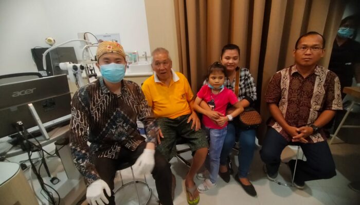 Dibantu Yayasan Rotary Club Medan Deli, Nanda Sudah Bisa Melihat Kembali