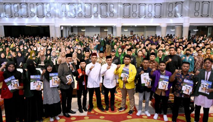 UAS: Mahasiswa Sumut Beruntung Punya Edy Rahmayadi
