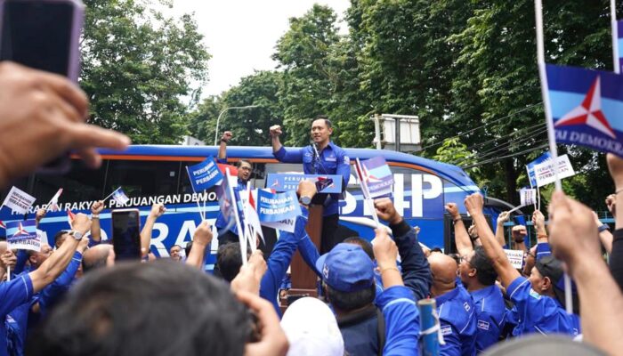 Jaga Kedaulatan, Serentak Ketua Demokrat Se-Indonesia Sambangi Pengadilan