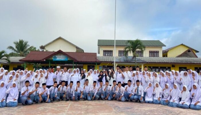 Luar Biasa, 124 Siswa MAN 1 Padangsidimpuan Masuk PTN Tanpa Testing