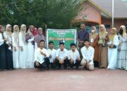 OSIS SMAN 4 Langsa Bagi-bagi Takjil
