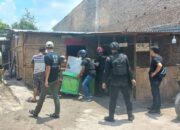 Markas Judi Dan Narkoba Jermal XV Digerebek, Belasan Orang Diciduk