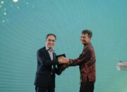 Cerita Dirut Bio Farma, Honesti Basyir, Selamatkan Indonesia Melalui Vaksin Kepada Para Wisudawan SBM ITB