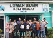 PLN Peduli dan Rumah BUMN Sibolga berhasil mengantongi 12 sertifikat Halal dari Badan Penyelenggara Jaminan Produk Halal (BPJPH) secara gratis, dimana sebelumnya di Tahun 2022 berhasil mengantongi 19 sertifikat halal yang telah ditetapkan dari Majelis Ulama Indonesia (MUI).