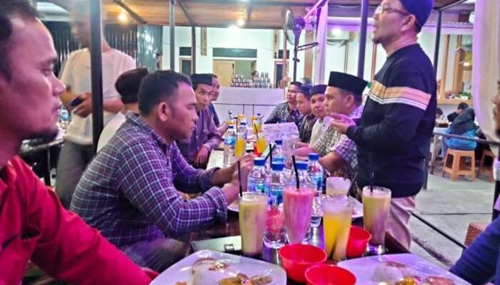 Ketua MPD PKS Simeulue Bukber Bersama Wartawan