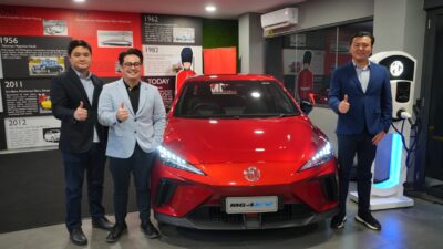 MG4 EV, Mobil Listrik Terbaru 'Mengaspal' di Kota Medan