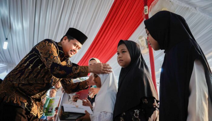 Safari Ramadhan Di Masjid Al Munawwarah, Warga: Tolong Pak Bobby, Kapan Lagi Kami Bisa Ngadu Seperti Ini