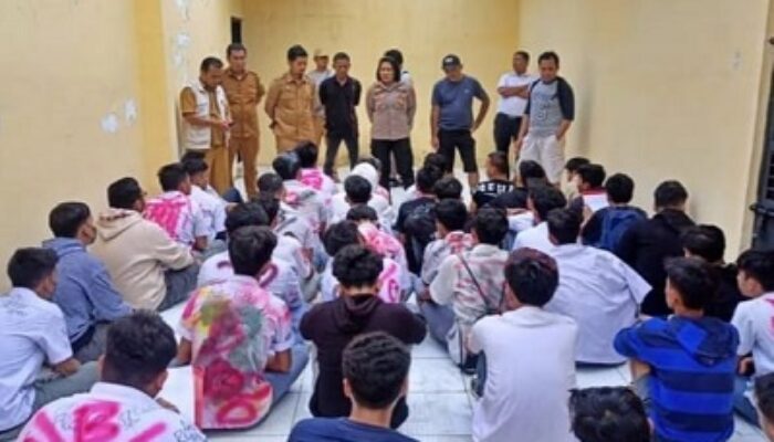 Kecamatan Medan Tuntungan Berhasil Bubarkan Aksi Konvoi dan Tawuran Pelajar Dijalan Jamin Ginting