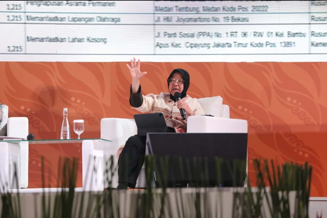 Mensos Risma Jabarkan Dua Strategi Tangani Kemiskinan