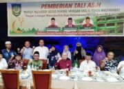 Yayasan UISU Beri Tali Asih Kepada Keluarga Pendiri