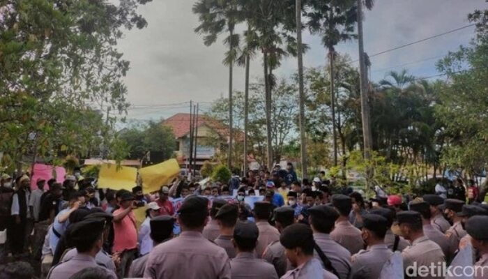 Demi Kedaulatan Desa, Jangan Tunda Pilkades