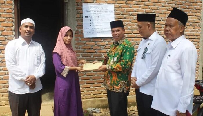Kemenag Palas Bantu Modal Usaha Dua Peserta BLKK Ruhul Islam