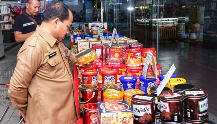 Jelang Idul Fitri, Tim Terpadu Pemkab DS Periksa Supermarket