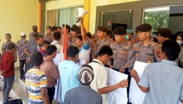 Bupati Madina Resmikan Masjid Ali Haromain, Minta Makmurkan Masjid