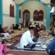 BMU Kota Kota Langsa adakan buka puasa bersama anak yatim dan piatu, di Gampong Birem Puntong Kecamatan Langsa Baro, Minggu (2/4) sore. Waspada/Munawar