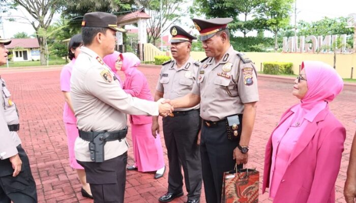 Kapolres Simalungun Pimpin Upacara Pelepasan Purnabakti Dan Kenaikan Pangkat Personel