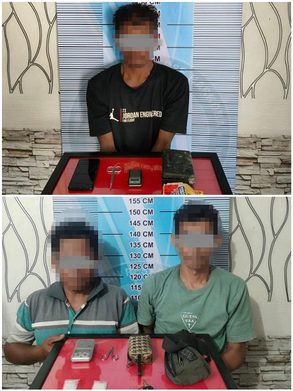 Tersangka MAI, pengedar sabu-sabu yang ditangkap di pinggir jalan Gampong Kapa, Kecamatan Langsa Timur, serta, RF dan De yang ditangkap di belakang sebuah rumah di Gp. Lengkong, Kecamatan Langsa Baro, Senin (3/4). Waspada/dede