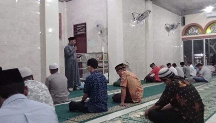 Ibadah Puasa Dan Membaca Alquran Sebagai Bekal