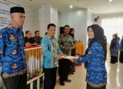 Pj Bupati Simeulue Serahkan SK 126 Orang ASN Baru