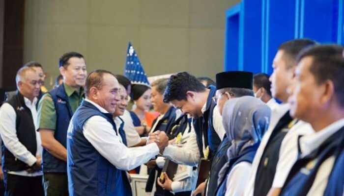 Pemerintah Kecamatan Panyabungan Gelar Sertijab 24 Kades Definitif