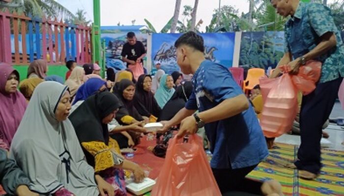 TGS Ganjar Adakan Safari dan Berbagi Takjil di Majelis Taklim Al-Hidayah