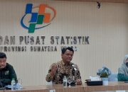 Kepala BPS Provinsi Sumut, Nurul Hasanudin kegiatan Forum Konsultasi Publik (FKP) Registrasi Sosial (Regsosek) mulai 2 hingga 21 April 2023, pada Sosialisasi Indikator Sosial Ekonomi, FKP Regsosesk dan Sensus Pertanian 2023 di Provinsi Sumatera Utara untuk Wartawan, Selasa (2/5).