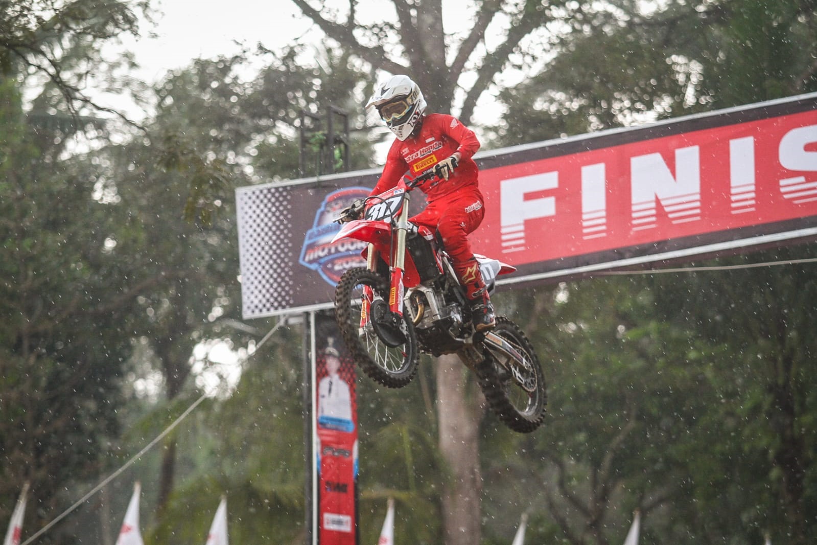 Kroser Astra Honda Juara Kejurnas Motocross 2023