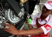Bikers Perlu Tahu Cara Rawat Rantai Roda Motor
